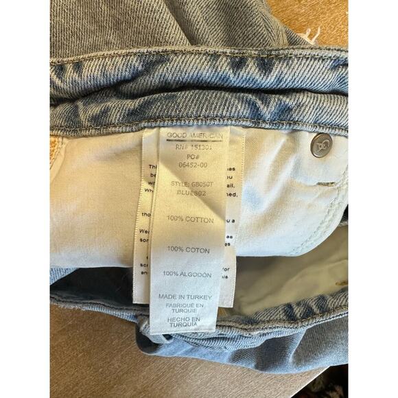 Good American Good Boy Straight Leg Jeans - Picture 6 of 6